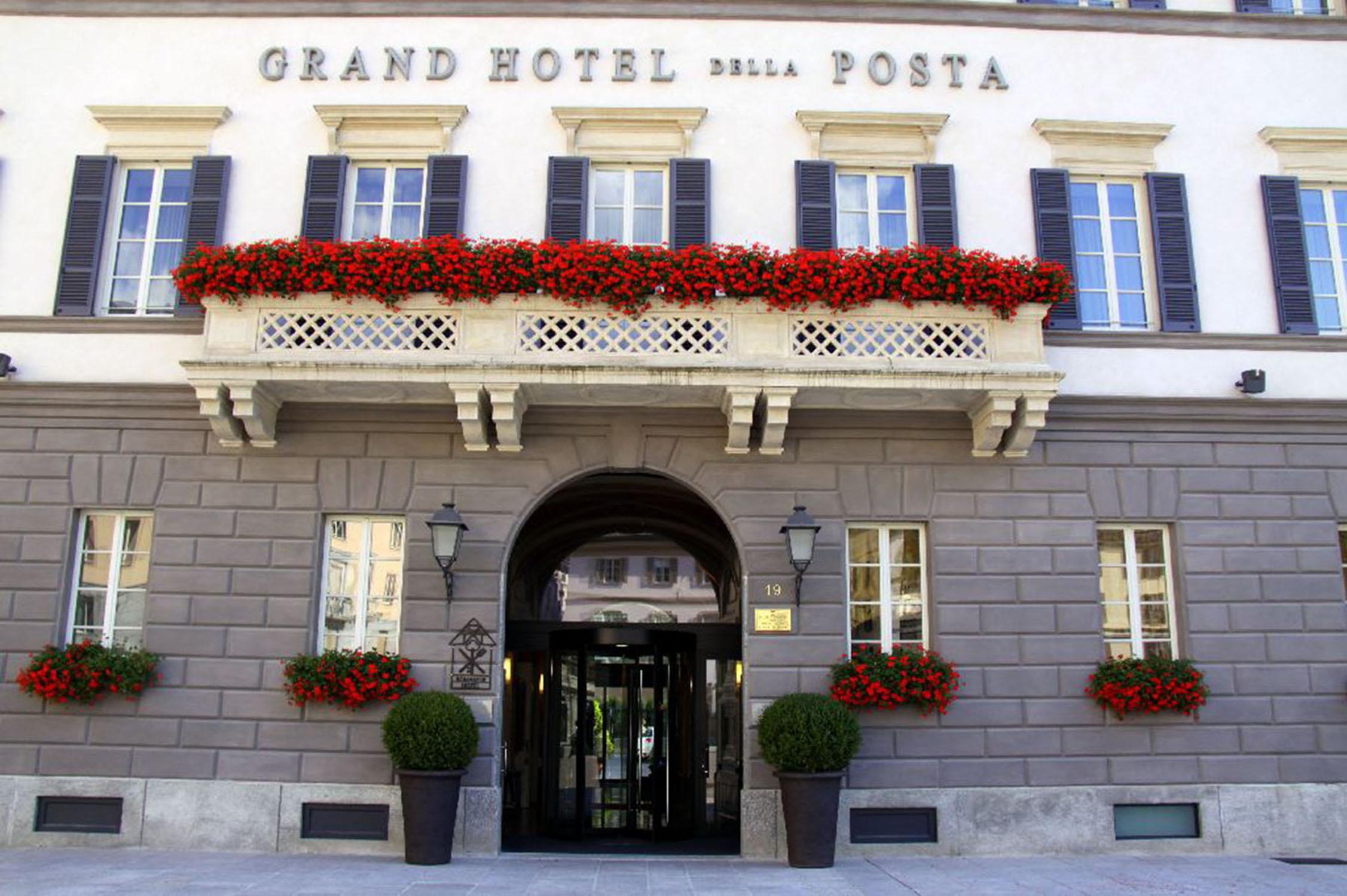 Grand Hotel Della Posta Sondrio Exterior foto