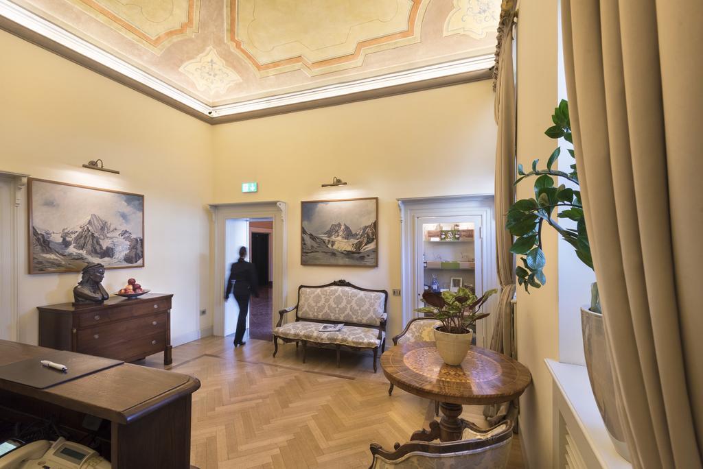 Grand Hotel Della Posta Sondrio Exterior foto
